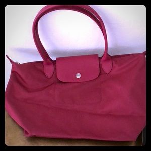Le Pilate Nylon tote in Raspberry - Longchamp
